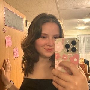 Meet your Posher, Ariel